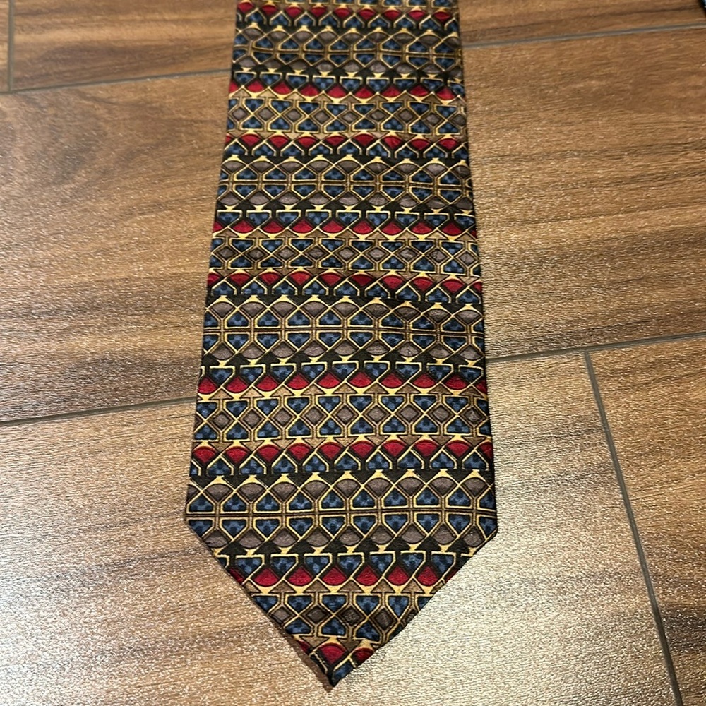 J. Garcia geometric pattern tie